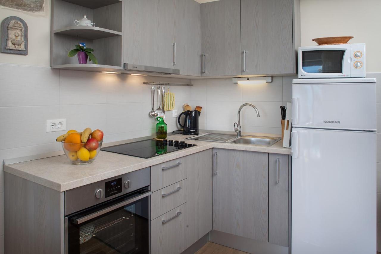 Apartman Vite Podgora Exterior photo