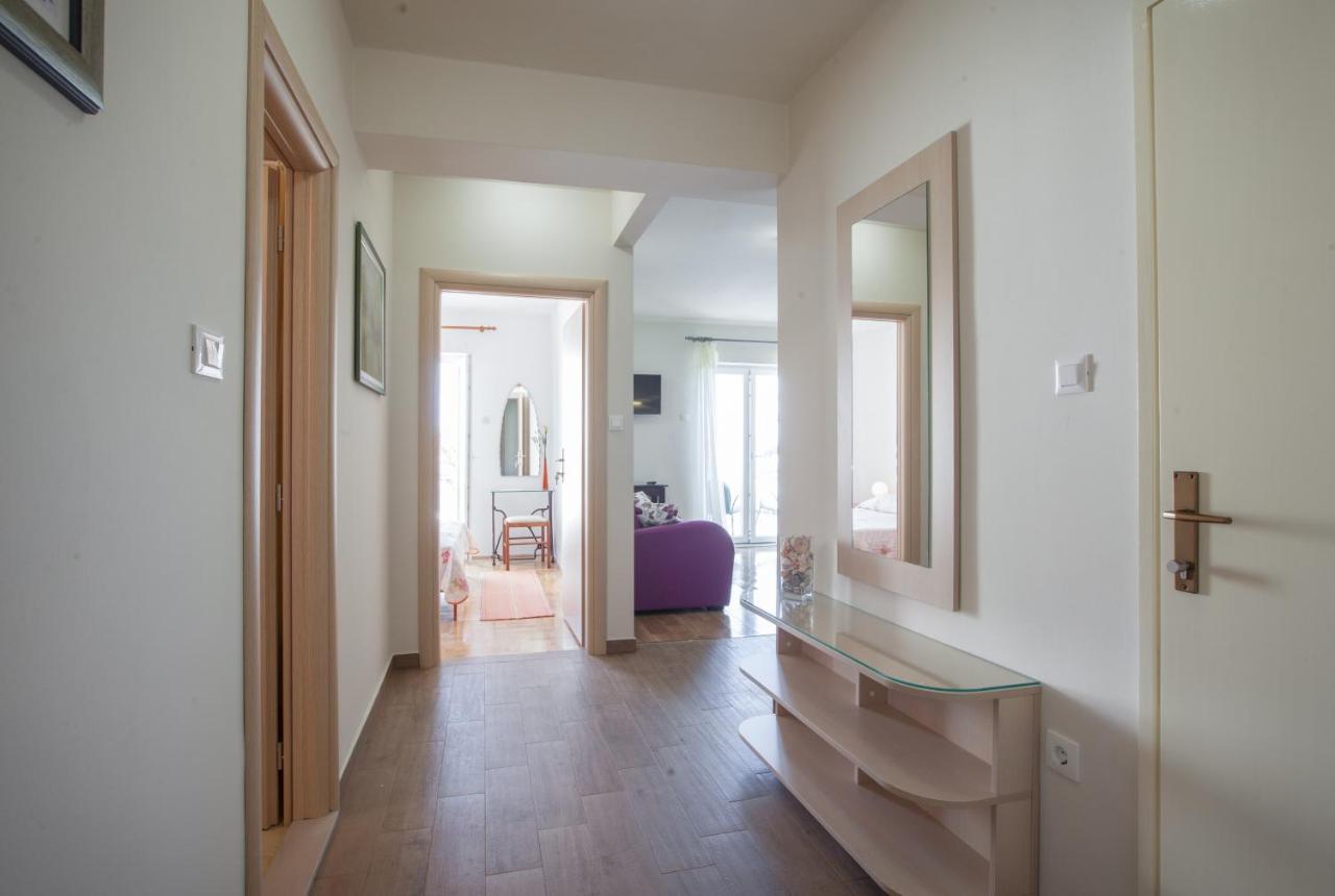 Apartman Vite Podgora Exterior photo